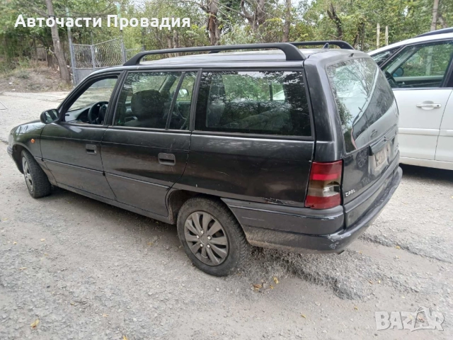 Опел Астра 1.7 tdi, 96 г на части, снимка 2 - Автомобили и джипове - 52151224