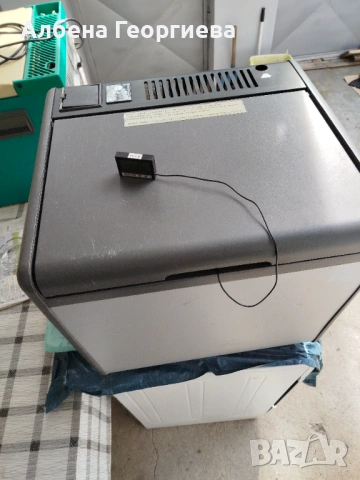 Хладилник FUN Camp KB7147A- 12/220 V- gaz, снимка 2 - Хладилници - 53712759