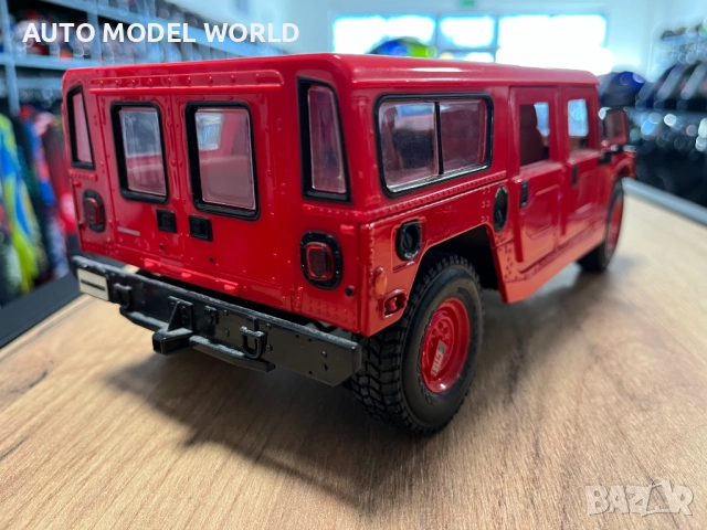 Метална колекционерска количка модел HUMMER H1 1999г. 1:18 MAISTO, снимка 3 - Колекции - 52794811