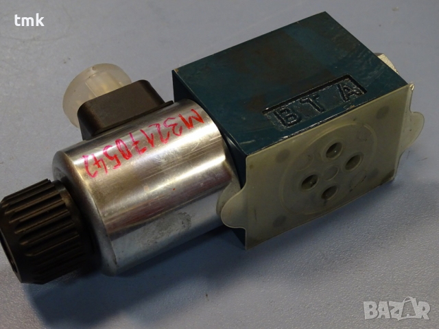 Хидравличен разпределител BOSCH 0810 091, 315 bar, 24V DC, снимка 6 - Резервни части за машини - 36376514