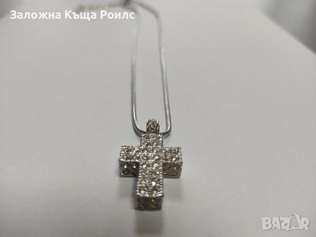 Колие с висулка SWAROVSKI кръст с камъни, снимка 3 - Колиета, медальони, синджири - 44461646