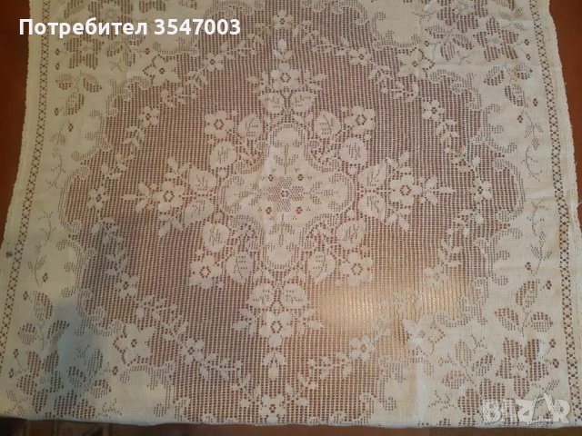 Бяло каре-покривка за маса