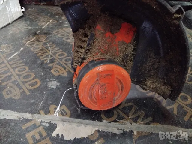 Тример B&D с батерия, снимка 11 - Градинска техника - 50077202