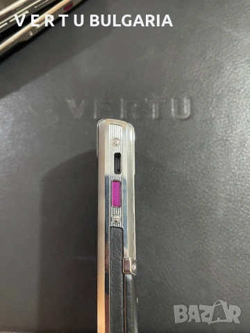 Фабричен бутон с рубин Vertu Signature 2007~2023