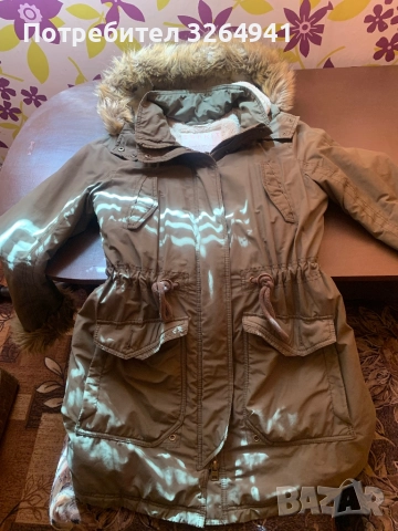 Зимна нова парка Esprit , снимка 5 - Якета - 51613519