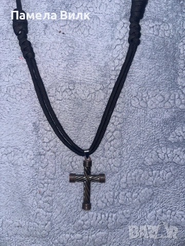 Медальон с кръст, снимка 2 - Колиета, медальони, синджири - 53208637