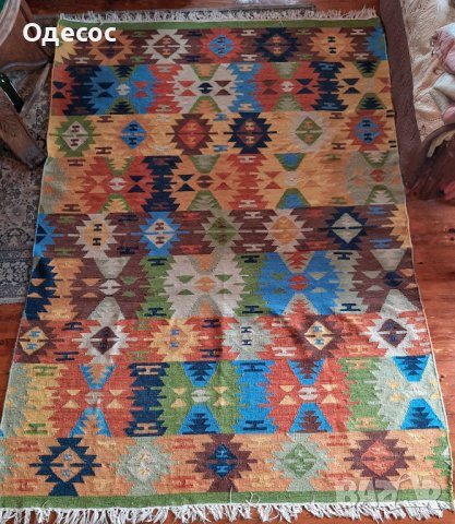 Уникален ръчно тъкан килим, снимка 5 - Антикварни и старинни предмети - 40382963
