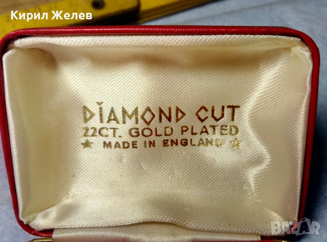 DIAMOND CUT 22CT. GOLD PLATED MADE in ENGLAND Старинни ЕМАЙЛИРАНИ ПОЗЛАТЕНИ БУТОНЕЛИ CYPRUS 33120, снимка 6 - Антикварни и старинни предмети - 51371681