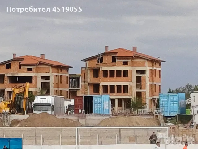 Продавам 2 Къщи в град Аксаково 