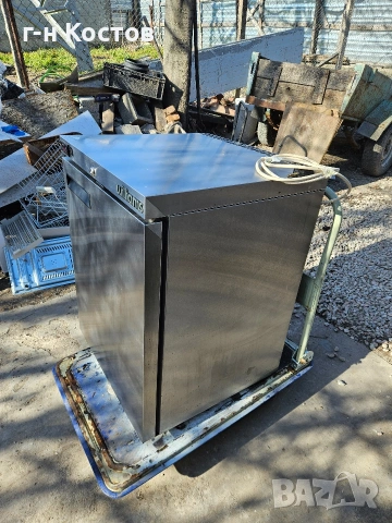 Пот Баров Хладилник Неръждавейка Плю-сови 1-4 градуса Цена 230 Евро , снимка 2 - Хладилни витрини и фризери - 53838065