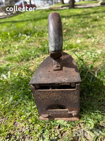 Стара ютия на дървени въглища с лъв. №7952, снимка 4 - Колекции - 53825564