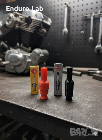 Кутия за резервна свещ ENDURO LAB PRO – Защита и сигурност на трасето