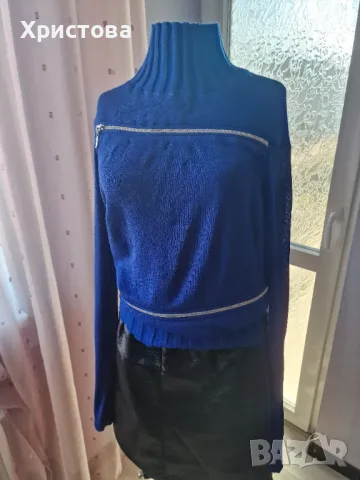 Фин пуловер в кралско синьо - 10,00лв.