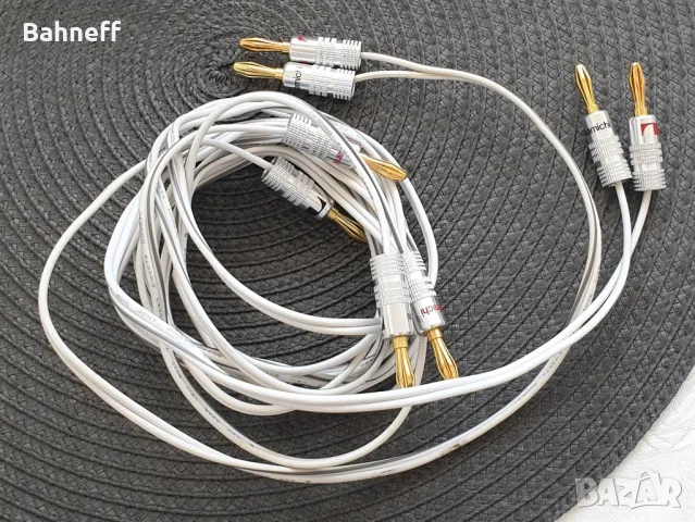 Кабел с конектори 