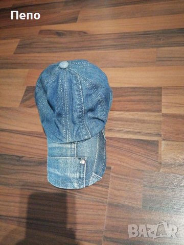 Дънкова шапка 