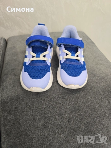 Детски оригинални маратонки Adidas, снимка 2 - Детски маратонки - 53737967