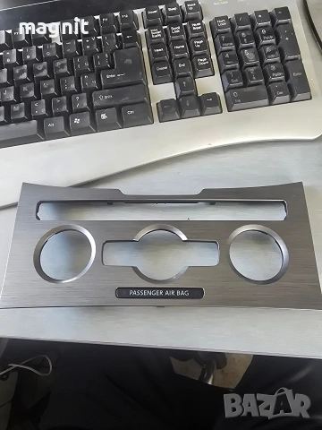 3C8863100B Лайсна около управление климатроник за VW PASSAT B7 2.0 TDI (2010 - 2014)