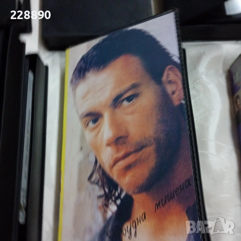 Видео касети, снимка 2 - Друга електроника - 51757087