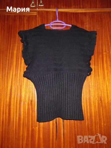 Пуловер с V-образно деколте, снимка 3 - Блузи с дълъг ръкав и пуловери - 53515606
