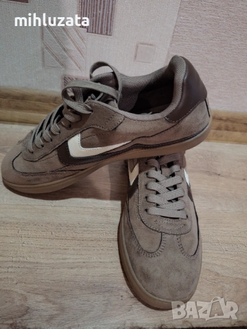 Дамски Маратонки , снимка 2 - Маратонки - 53731175