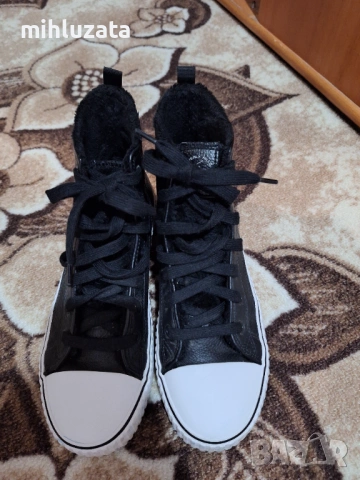 Дамски кецове polo