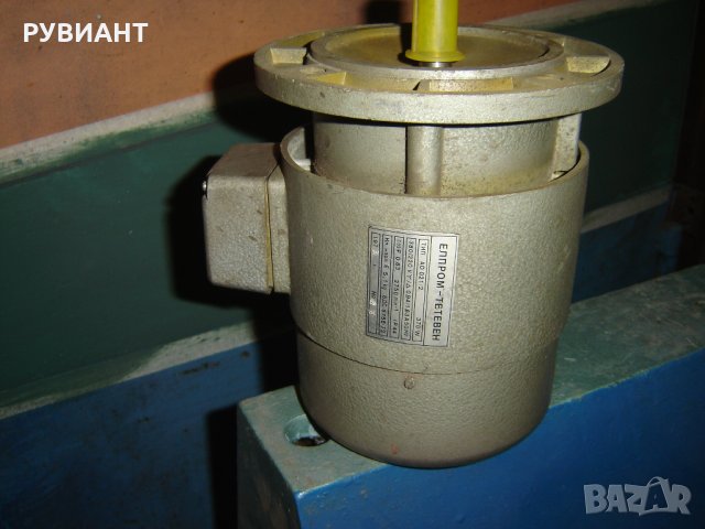 Ел. двигател с фланец-Ф160, 0.55 кв, 2800 оборота