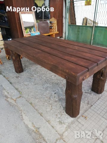 Трапезна маса за барбекю