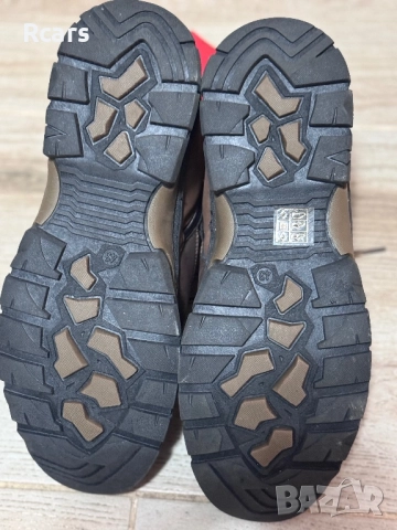 Чисто нови ботуши с подплата номер 43, снимка 4 - Мъжки ботуши - 52756471