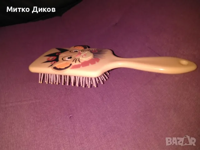 Гребен за коса Симба марков на Дисни нов 114х72мм и 22см дълъг, снимка 3 - Аксесоари за коса - 49157082