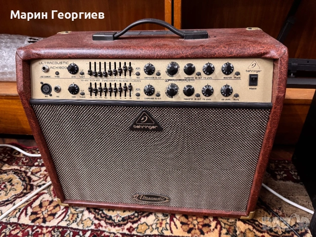 Усилвател Behringer - акустична китара