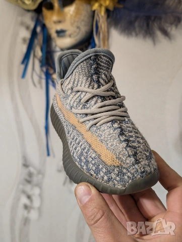 маратонки Yeezy Boost 350 V2 Israfil Kids номер 30 , снимка 5 - Детски маратонки - 53850627