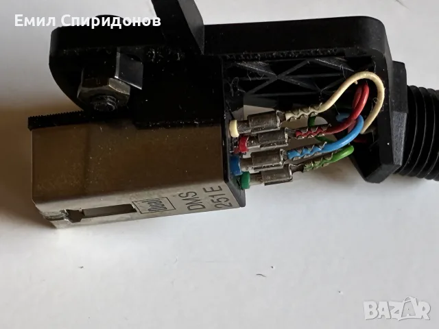 Шел /държач/ на грамофонна доза Dual, снимка 3 - Грамофони - 56293989