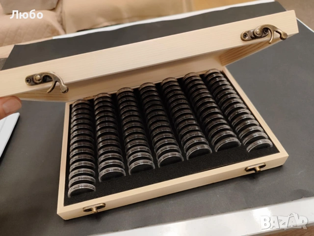  Дървена кутия за 100 бр. монети с капсули и уплътнители, снимка 6 - Нумизматика и бонистика - 49502896