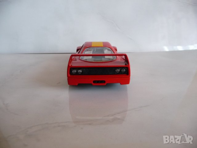 Ferrari F40 Bburago Ферари Ф40 колекционерска количка Италия, снимка 4 - Колекции - 41603148