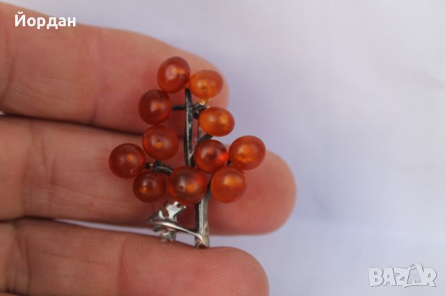Дамска сребърна брошка с кехлибар, снимка 5 - Други ценни предмети - 44278676