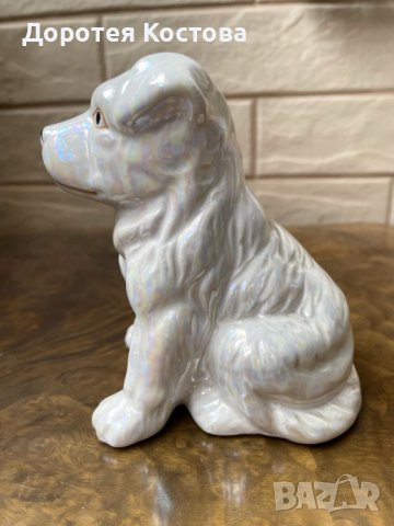 Прекрасно куче от порцелан със седефен ефект, снимка 1 - Антикварни и старинни предмети - 42357692