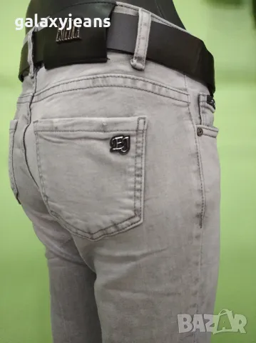 Estetica- модел skinny, светло сиви, избелени, изчистени, мек деним с еластан, снимка 2 - Дънки - 49772529