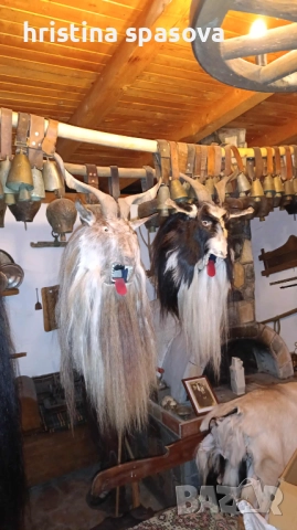 Кукерски маски 