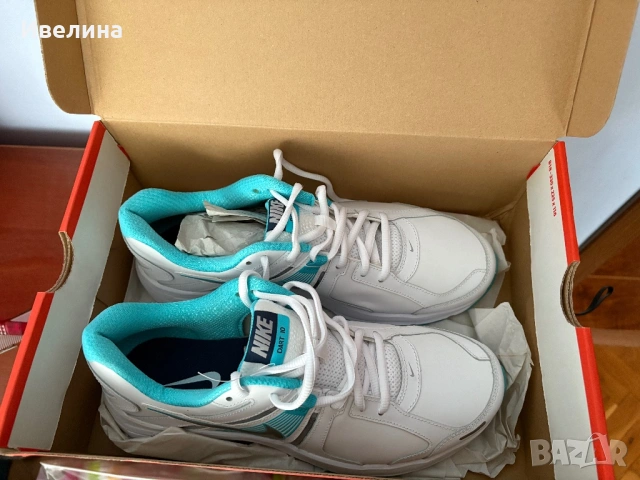 Nike маратонки