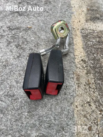 Закопчалки заден колан Фолксваген Голф 5 6 VW Golf