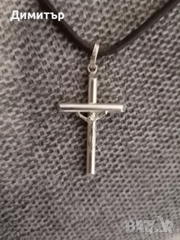 Сребърен кръст - висулка, снимка 2 - Колиета, медальони, синджири - 52619131