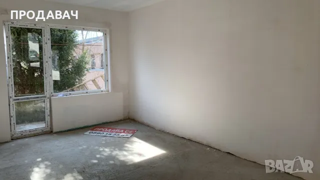 къща Центъра на Ямбол 116кв + двор с 2 парко места + гараж, снимка 9 - Къщи - 49533424