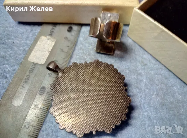 КОМПЛЕКТ РЕТРО БИЖУТА Стари МЕДАЛЬОН и ПРЪСТЕН ПОСРЕБРЕНИ с ТЕКСТИЛНА АРТ БРОДЕРИЯ 22415, снимка 10 - Антикварни и старинни предмети - 47598533