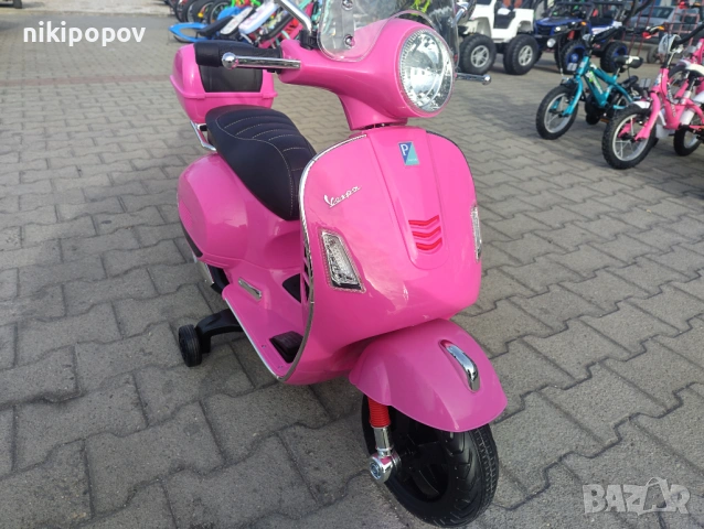 VESPA Акумулаторен мотор голям Vespa GTS Super Розов, снимка 10 - Други - 53849997