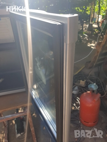 продавам хладилна витрина под барова, снимка 8 - Витрини - 51521286