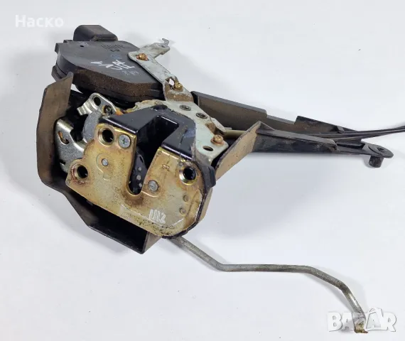 Брава Предна Дясна Тойота Корола Версо Toyota Corolla Verso 2000 - 2004 г.