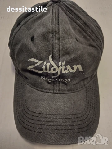 Шапки с козирка, снимка 18 - Шапки - 50978913