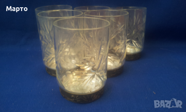 Руски ракиени кристални чашки с метално дъно, ръчна гравюра, снимка 8 - Чаши - 36167173