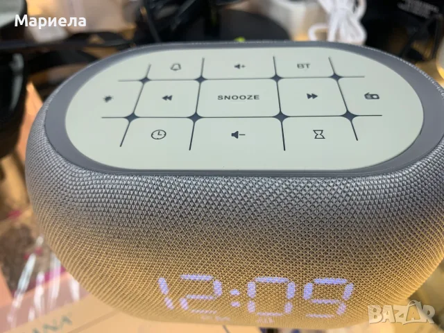 Часовник с бял шум и Bluetooth високоговорител , будилник