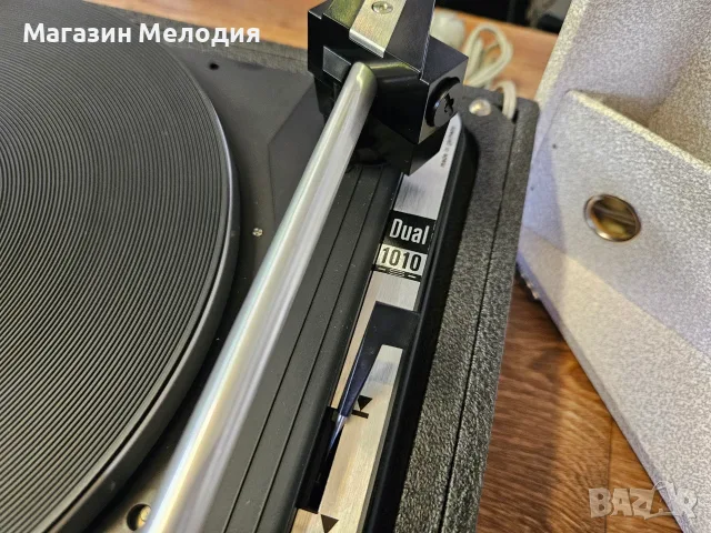 Грамофон куфар Dual P 1010 SV (Dual 1010) – Чисто Нов, НЕУПОТРЕБЯВАН , Made in W. Germany, снимка 10 - Грамофони - 55975746
